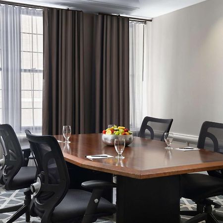 Hotel Phillips Kansas City, Curio Collection By Hilton Luaran gambar
