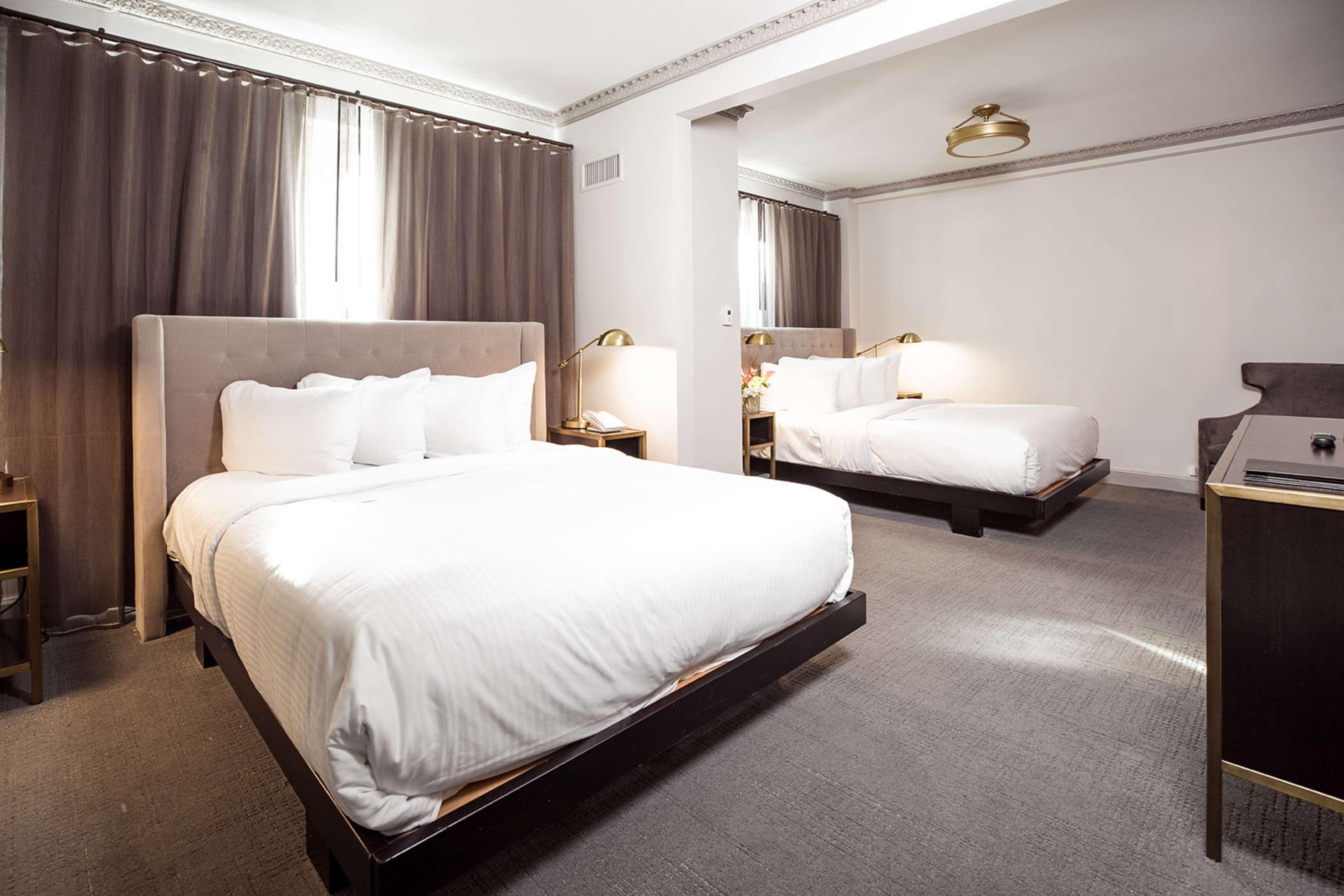 Hotel Phillips Kansas City, Curio Collection By Hilton Luaran gambar