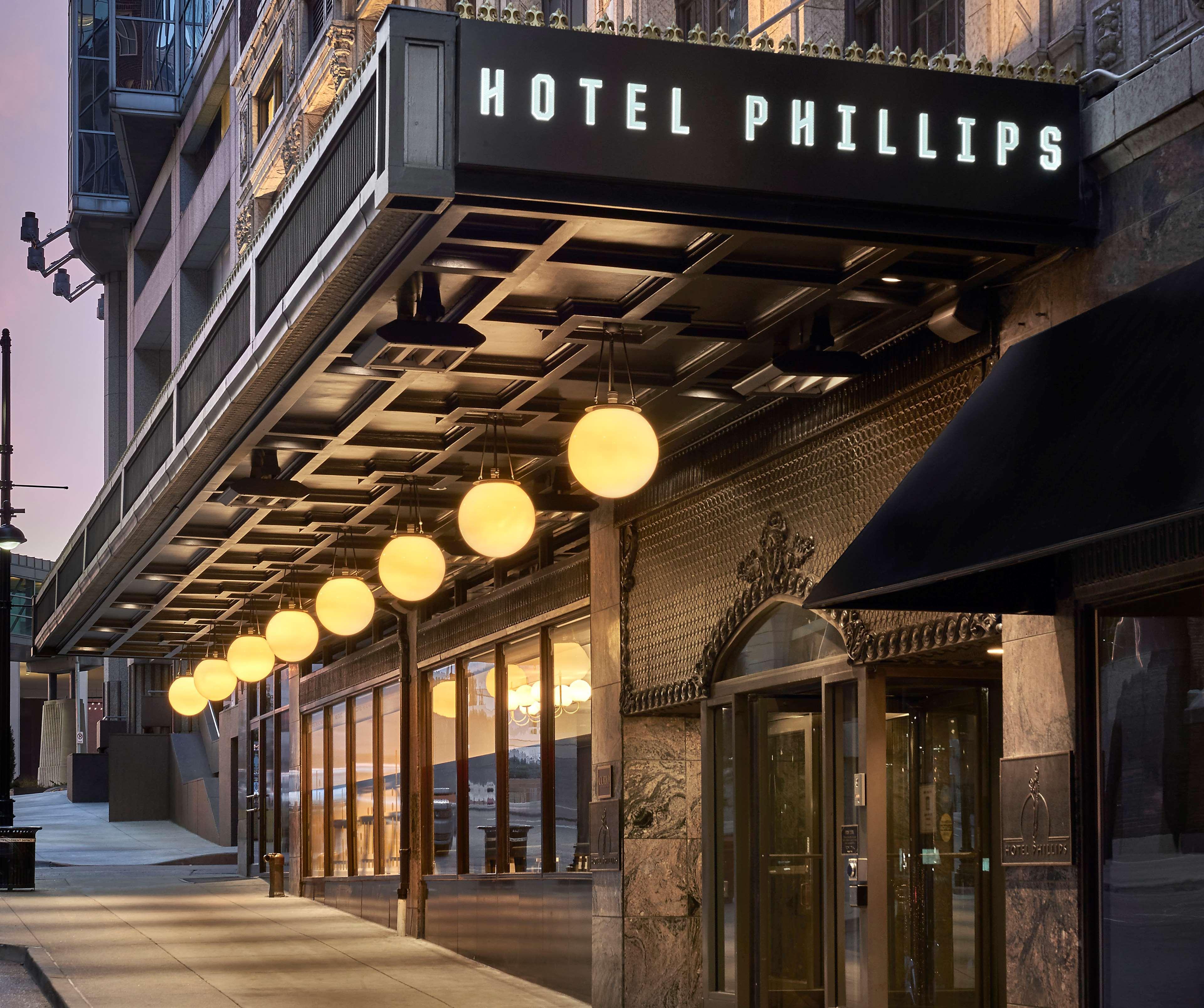 Hotel Phillips Kansas City, Curio Collection By Hilton Luaran gambar