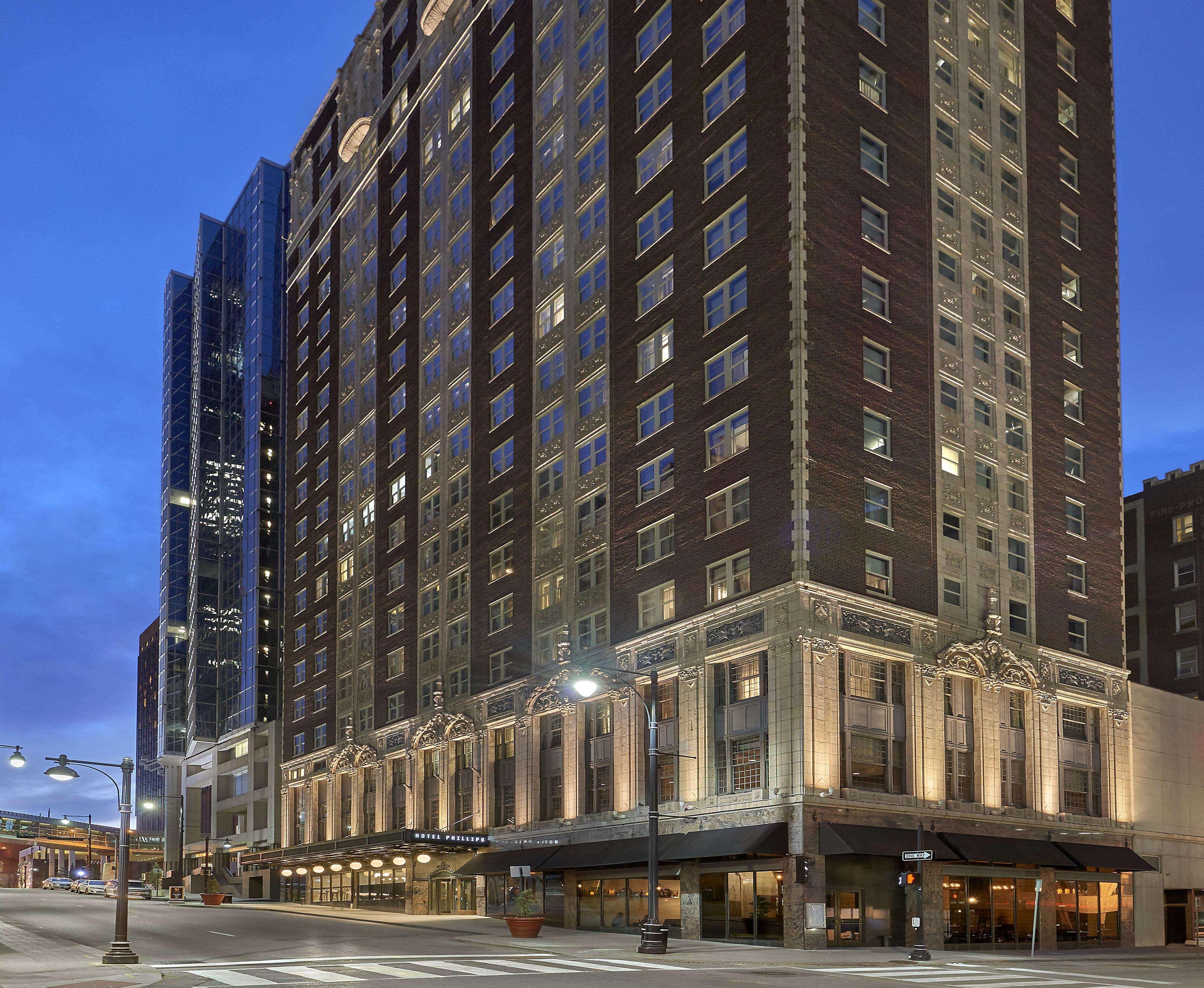Hotel Phillips Kansas City, Curio Collection By Hilton Luaran gambar