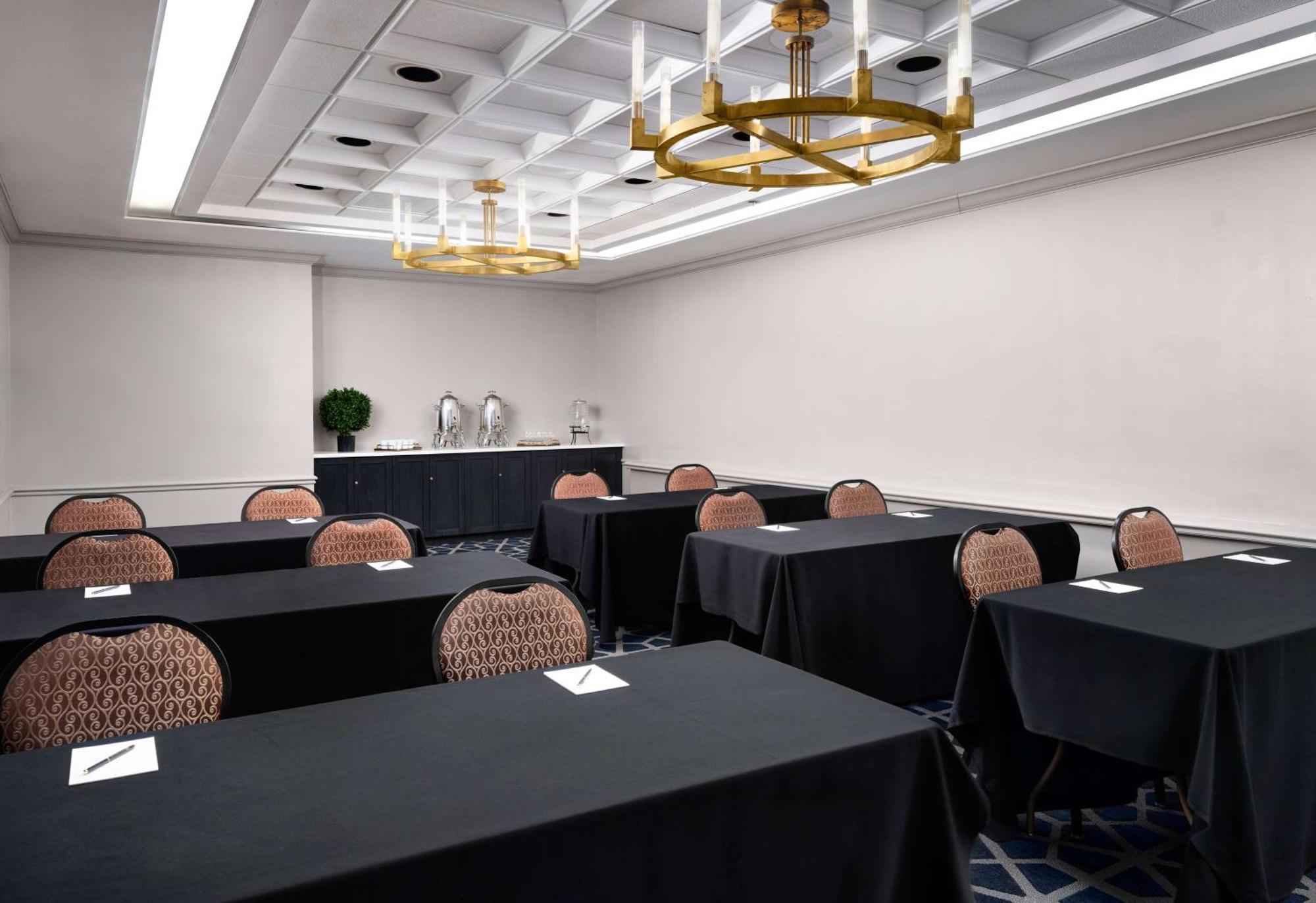 Hotel Phillips Kansas City, Curio Collection By Hilton Luaran gambar
