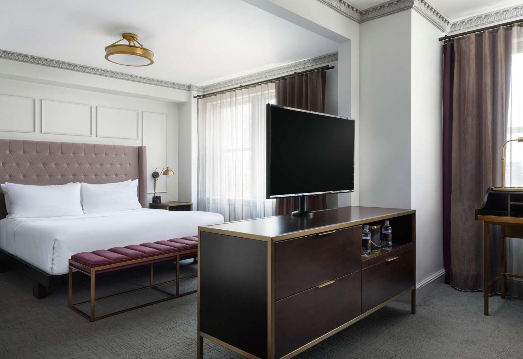Hotel Phillips Kansas City, Curio Collection By Hilton Luaran gambar