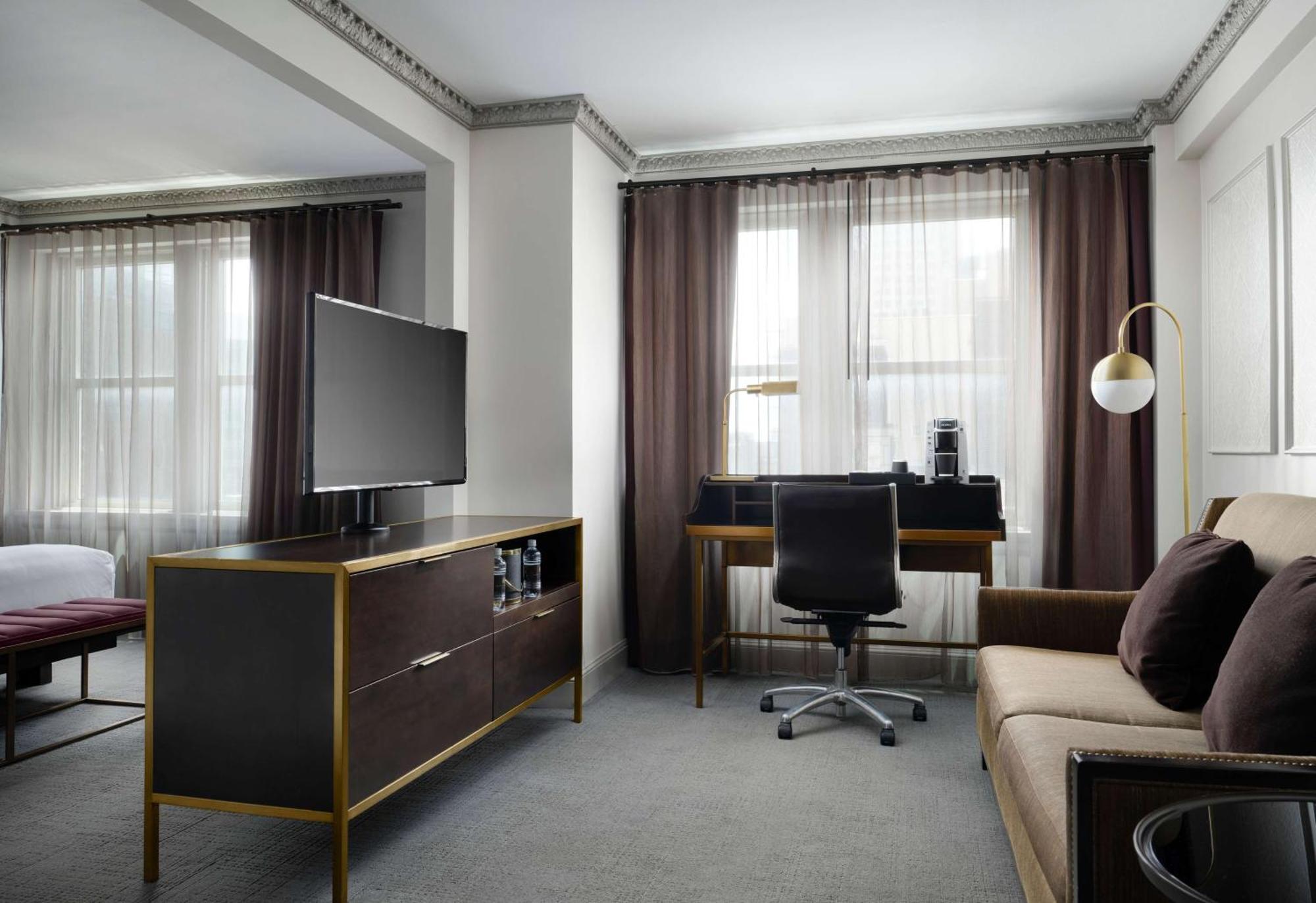 Hotel Phillips Kansas City, Curio Collection By Hilton Luaran gambar
